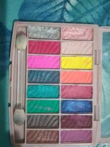 Makeup Palette Bundle