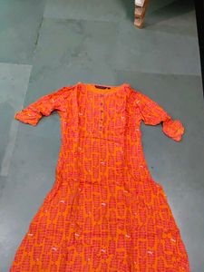 M Rangmanch Kurti