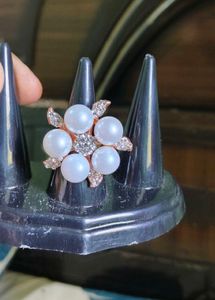 Beautiful Pearl Flower Design Ring