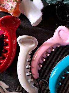 Combo Of  7 Pc Hair Clutcher  And 1 Rubber Band