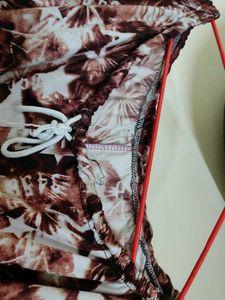 Patterned Women&#39;s Shorts