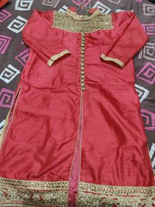 Elegant Red &amp; Gold Kurta