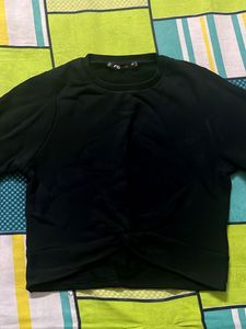 Black Long Sleeve sweatshirt