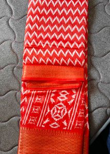 Red &amp; White Patterned Saree
