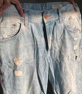 H&M Ripped Boyfriend Jeans