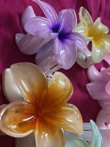 Flower Hair Claw Clips