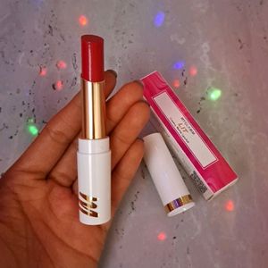 Myglamm Lit Creamy Matt Lipstick Appletini