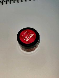 Elibliss Lip Scrub