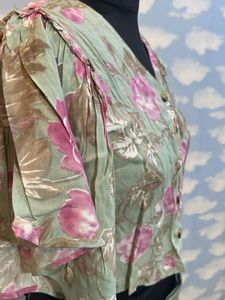 Floral Print Crop Top with PleatedFlar