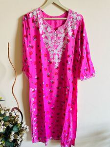 Pink Floral Embroidered Kurta