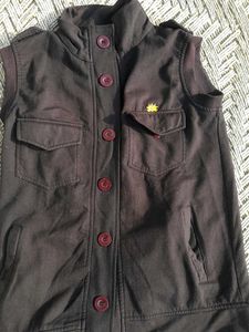 Stylish Brown Sleeveless Jacket