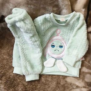 Cute Alien winter  Outfit
