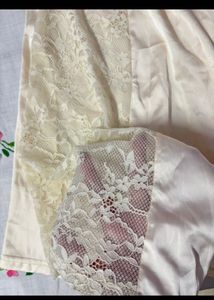 Cream Lace Skirt (NO COINS❌)