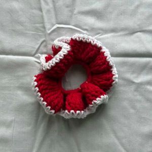 Crochet Scrunchie - Blue &amp; White