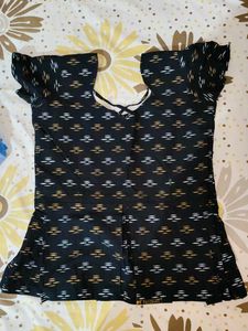 Ethnic Print Top and one free cotton scrunchie