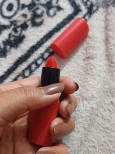 Beauty People Red Lipstick
