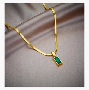 Emerald Pendant Necklace