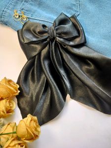 Long Tail Satin Bow