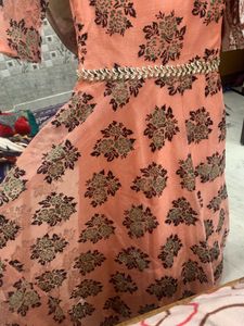 Beautiful Gown With Clutch Free
