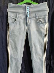 🎉Jeans On Sale Grab At 100 Rupees