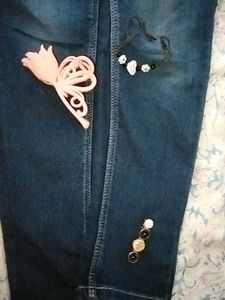A Very Beautiful Jeans In Blue Colour For Girls ❤️