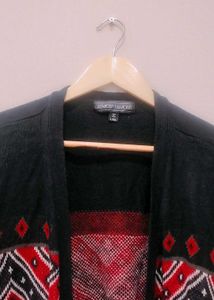BLACK SHRUG