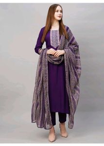 Gosriki Elegant Purple Kurta Set