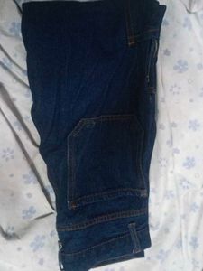 Stylish Men&#39;s Denim Cargo Jeans