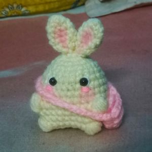 Crocheted Bunny, Puffkin (Dawnwhite Yellow)
