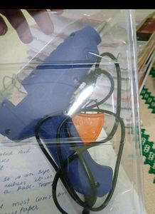 HOT GLUE GUN WITH REFIL