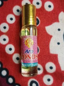 Aro Ponds Perfume
