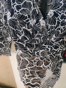 New Black Net Tshirt