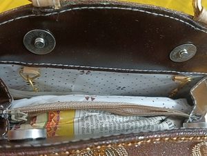 Hand Clutch Shimmery