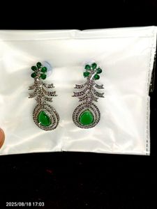 Rhodium Plated Artificial Stone Embed Drop Earing
