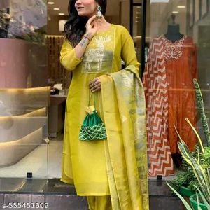 Women&#39;s Chanderi Cotton Suit