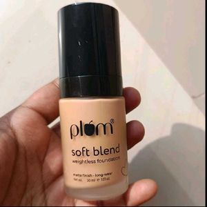 SOFT BLEND WEIGHTLESS FOUNDATION