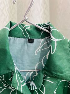 Green Floral Print Crop Shirt