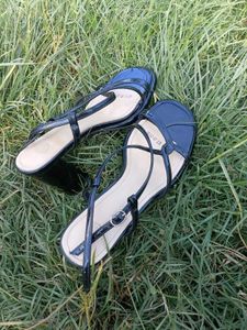 black strappy  classy heel