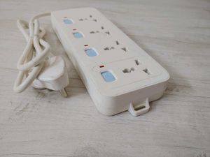 Bull 4 socket,switch 1.5M Wire Extension board