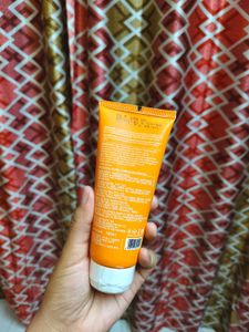 Dot &amp; Key Mango Detan Gel Face Wash