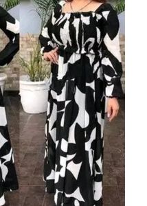 Chic Black &amp; White Print Maxi Dress