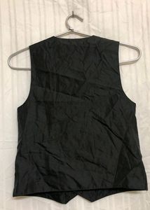 Wonder Nation Black Vest