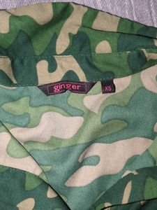 Camo Print Croptop LIFESTYLE BY GINGER