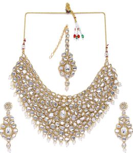 Kundan & Pearls Jewellery Set For Women