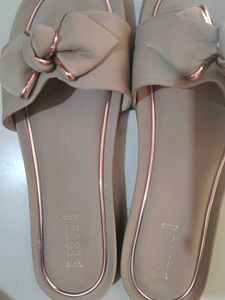 Bow Detail Flats