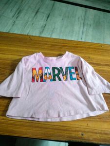 An Oversized Crop Top 🎀