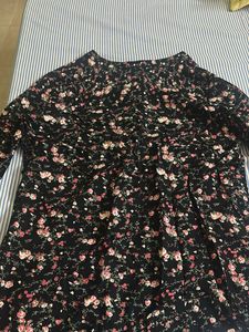 Floral Print Long Sleeve Top