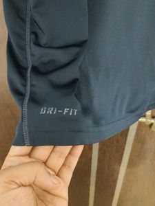 Nike T-Shirt