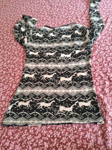 Christmas Patterned Long Sleeve Top warm