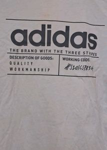 Adidas Tshirt